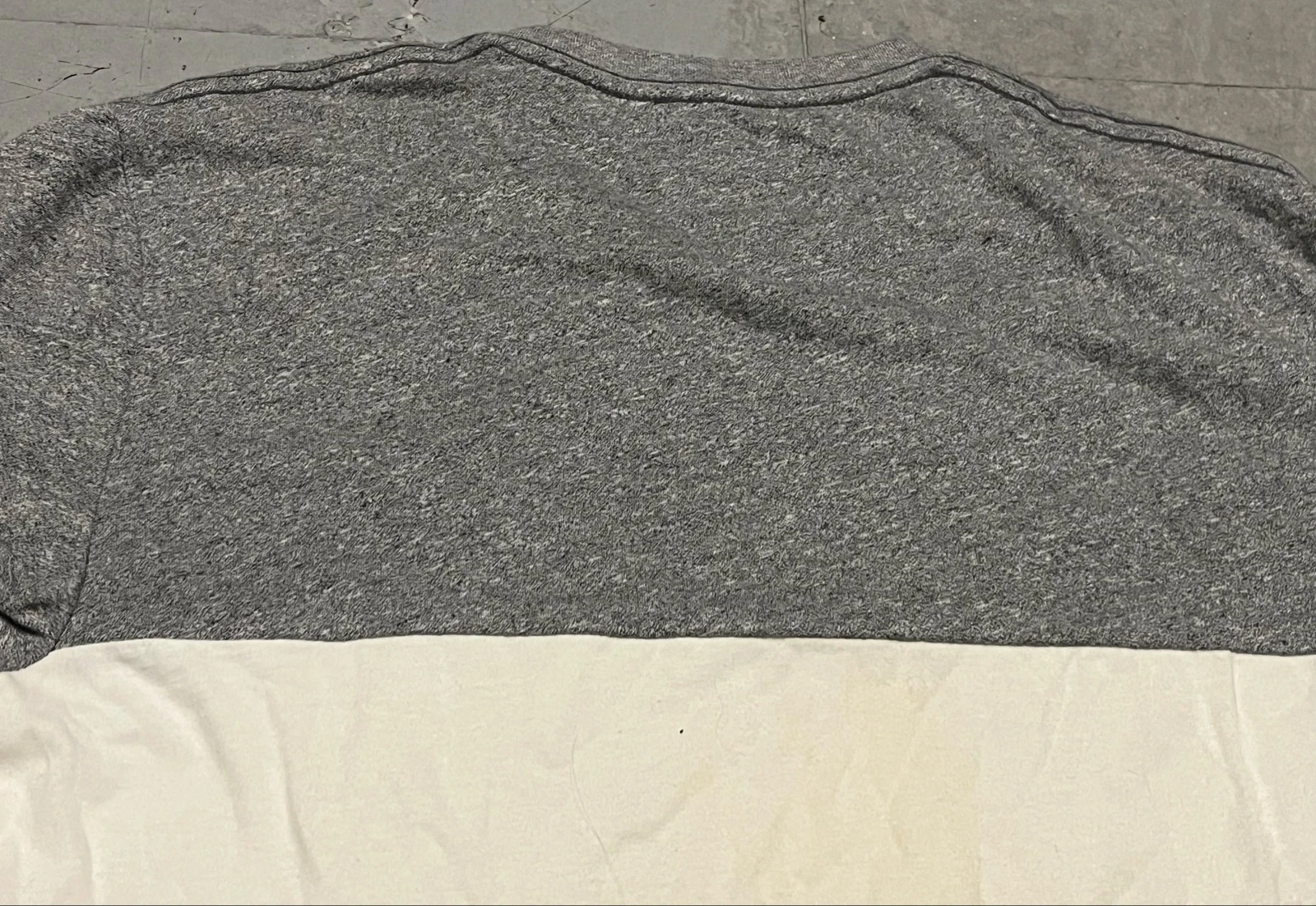 Two-tone grey white hollister t-shirt – photo 12